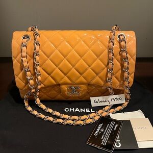 Authentic Chanel Timeless Classic patent leather Bag New